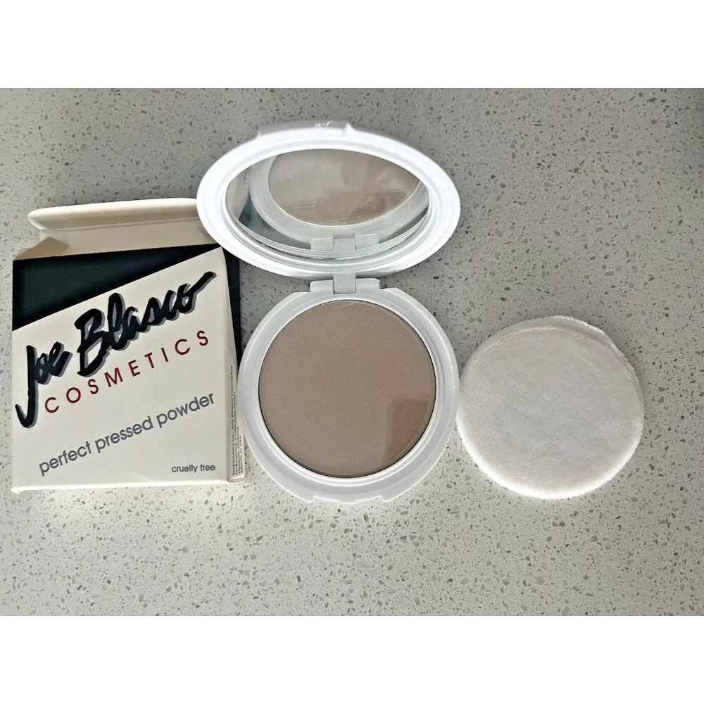 Joe Blasco Cosmetics Perfect Pressed Powder Compact Mirror Light Finish USA